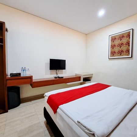 โอโย 2234 เดวี อุมา เฮาส์ Hotel เดนปาซาร์ ภายนอก รูปภาพ