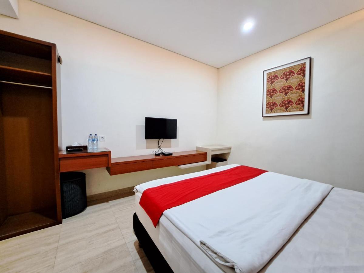 โอโย 2234 เดวี อุมา เฮาส์ Hotel เดนปาซาร์ ภายนอก รูปภาพ
